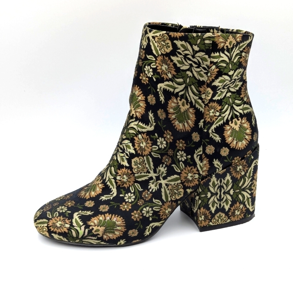 Kenneth Cole Reeve Tapestry Boots 8.5 - Picture 2 of 5